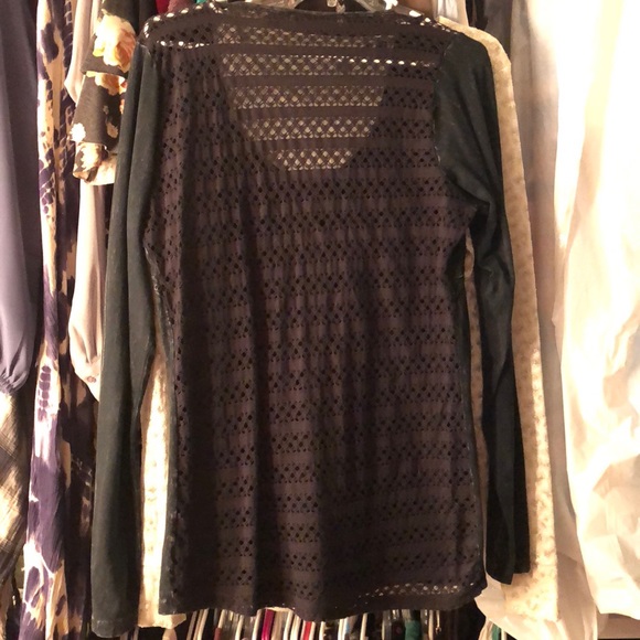 EUC Affliction long sleeve top - Picture 3 of 4